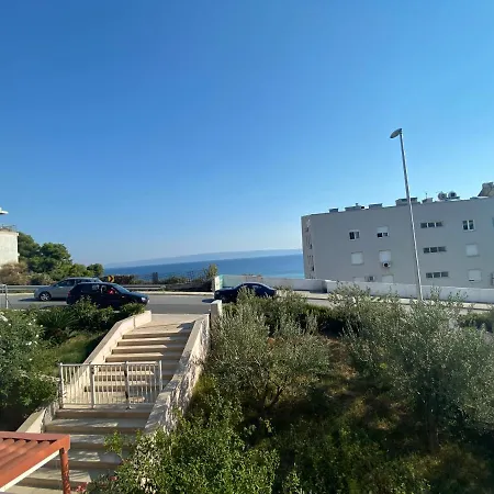 Znjan Διαμέρισμα Σπλιτ